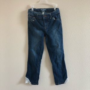 Girls Capris with Lace Corner Edge